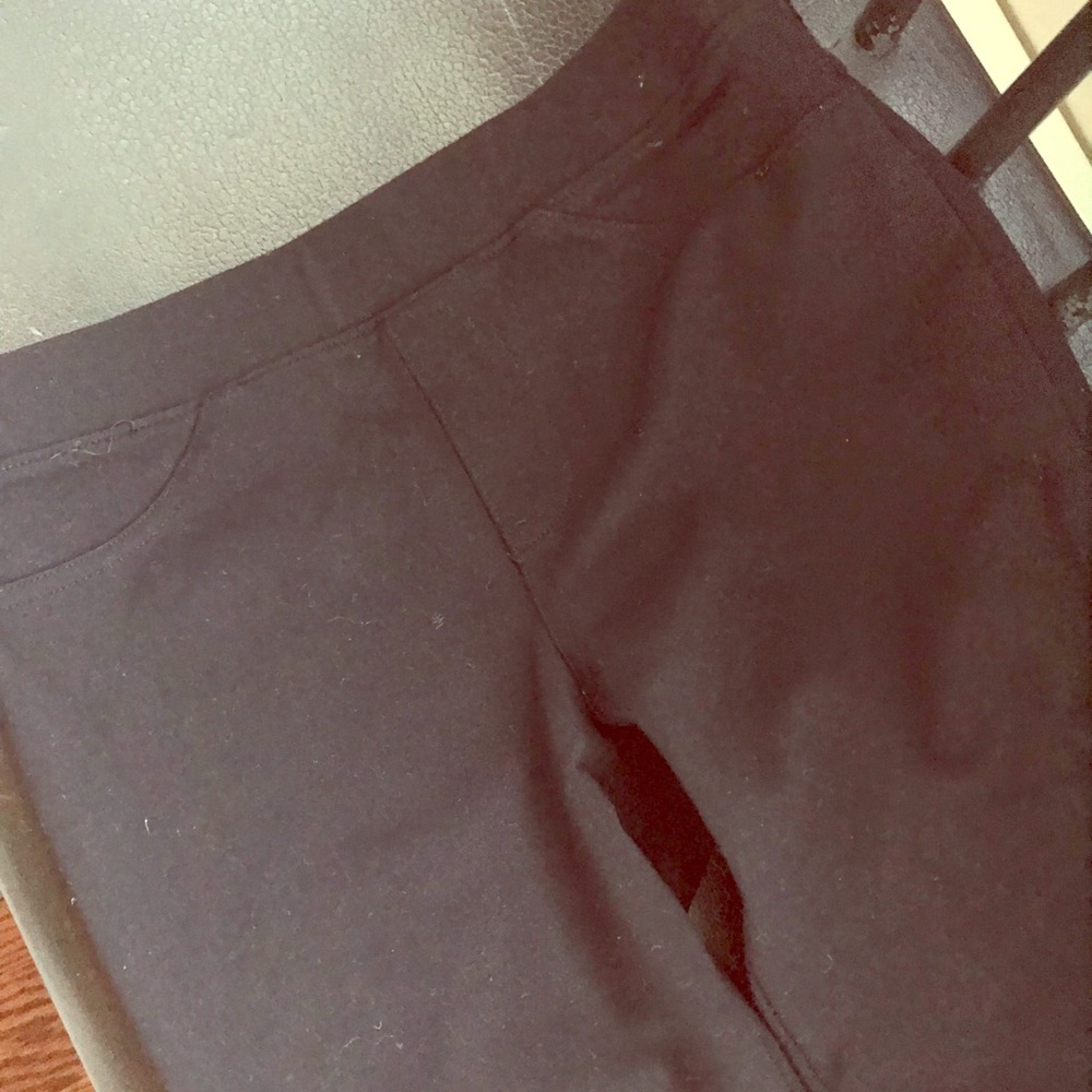 NEW Hue XS Black Leggings